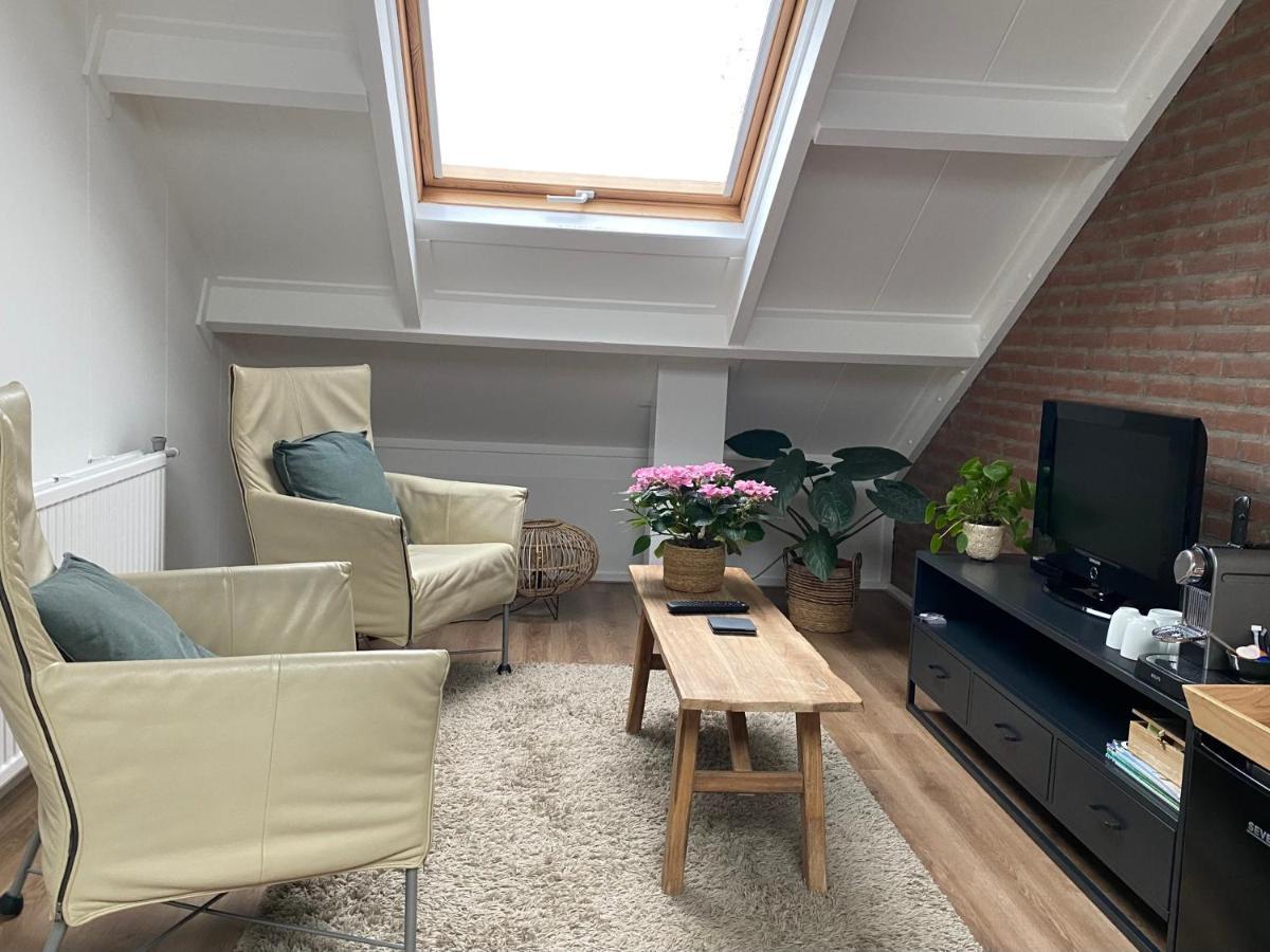 좌츠루이스 Logeren Bij Grea B&B 외부 사진